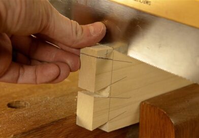 How to Cut a DOVETAIL JOINT with Hand Tools (Quick Version)